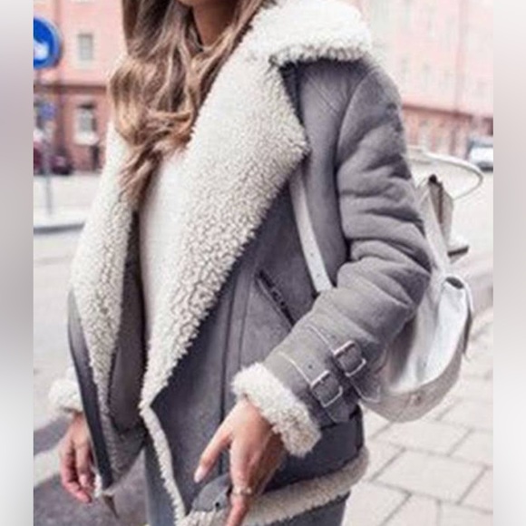 {Alexander McQueen} Cashmere Wool Fleece Moto Jacket - Picture 9 of 11